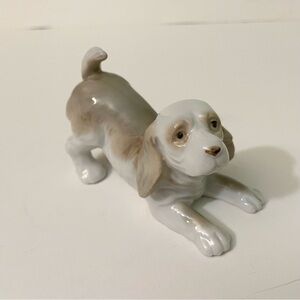Vintage Giftcraft Taiwan Porcelain Puppy Figurine Basset Hound Dog